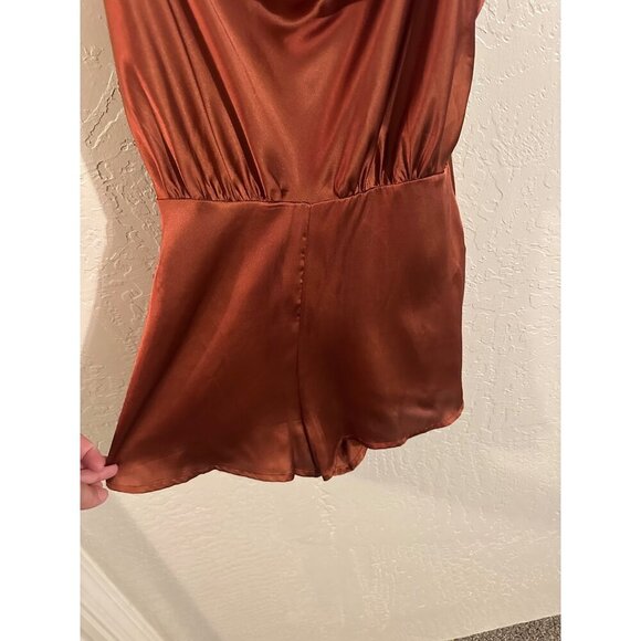 Guess Cowl Neck Burnt Orange Shiny Satin Sexy Shorts Playsuit Romper - Picture 3 of 9